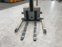 Jungheinrich - 2000 - ebc 10g-117-156e - stapelaar - afbeelding 4 van  10