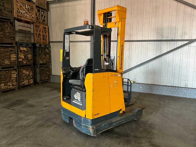 Jungheinrich - 2003 - etv214 - reach truck - afbeelding 1 van  9
