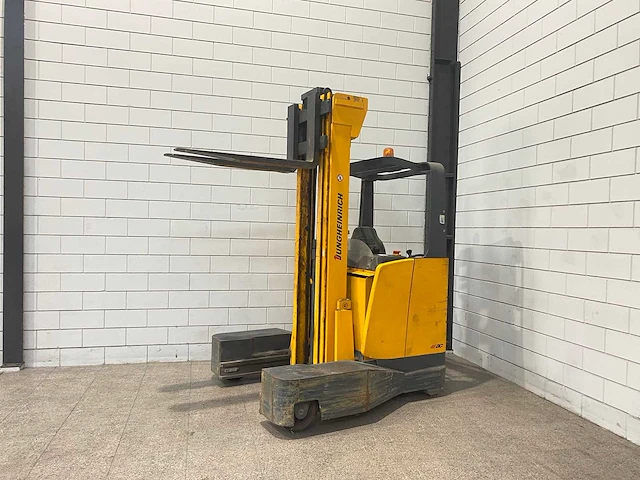 Jungheinrich - 2003 - etvq20 - reach truck - afbeelding 1 van  13