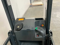 Jungheinrich - 2008 - eks110 - orderpicker met accu van 2024 - afbeelding 17 van  19