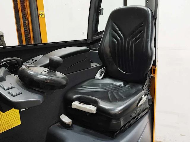 Jungheinrich - 2009 - etv c16 - reach truck binnen/buiten - afbeelding 6 van  15