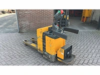 Jungheinrich - 2012 - ere 120 - elektrische palletwagen - afbeelding 2 van  7
