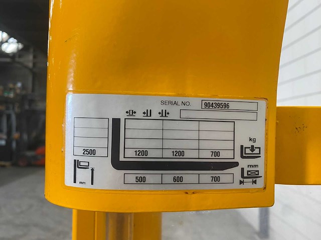 Jungheinrich - 2014 - ejc112 - stapelaar - afbeelding 11 van  12