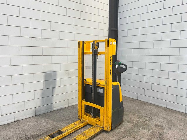 Jungheinrich - 2014 - ejc112 - stapelaar - afbeelding 2 van  12