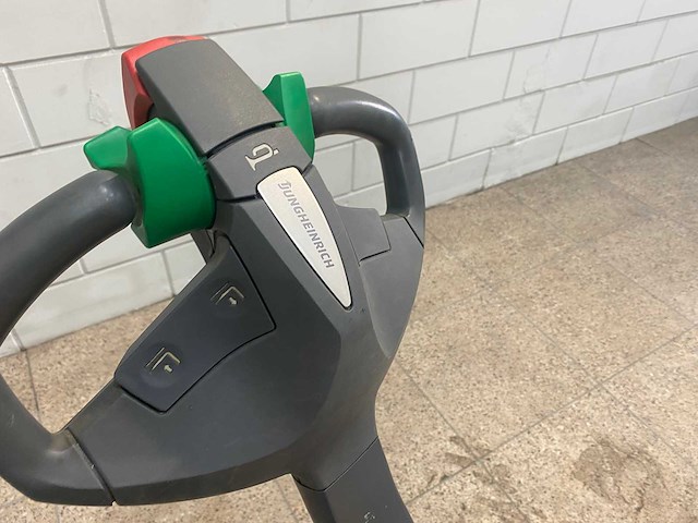 Jungheinrich - 2014 - ejc112 - stapelaar - afbeelding 7 van  12