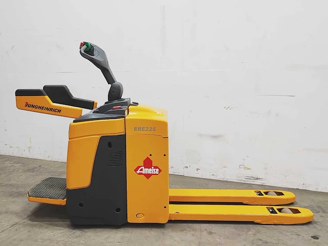 Jungheinrich - 2014 - ere 225 - elektrische palletwagen - afbeelding 4 van  9