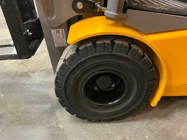 Jungheinrich - 2019 - efg 113 - reach truck - afbeelding 8 van  27