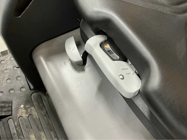 Jungheinrich - 2019 - efg 113 - reach truck - afbeelding 9 van  27