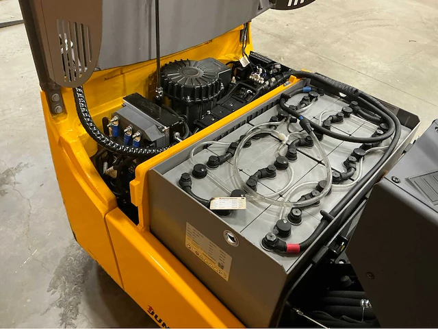 Jungheinrich - 2019 - efg 113 - reach truck - afbeelding 16 van  27