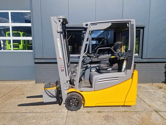Jungheinrich - 2019 - efg 218k - vorkheftruck - afbeelding 1 van  21