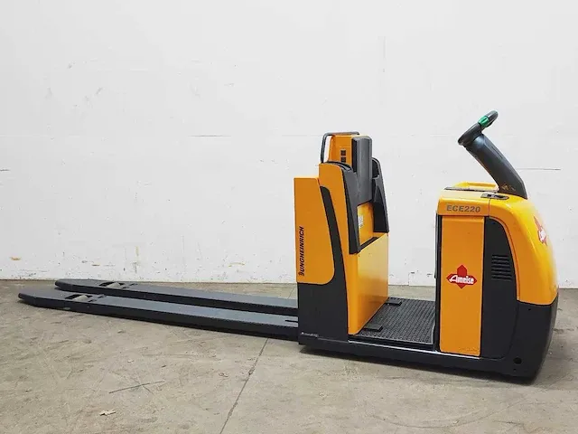 Jungheinrich - ece 220 - orderpicker - afbeelding 1 van  9