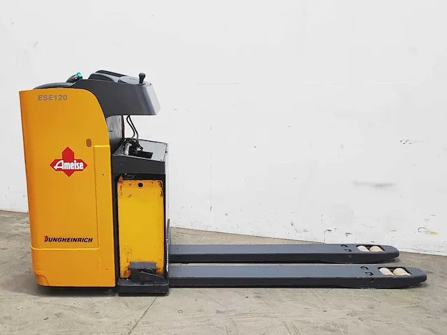 Jungheinrich - ese 120 - elektrische palletwagen - afbeelding 6 van  10