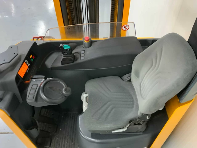 Jungheinrich - etv 216 - reach truck - afbeelding 16 van  18