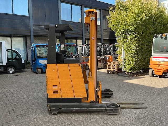 Jungheinrich - etv a 13.5 ge - reach forklift - 1993 - afbeelding 8 van  11