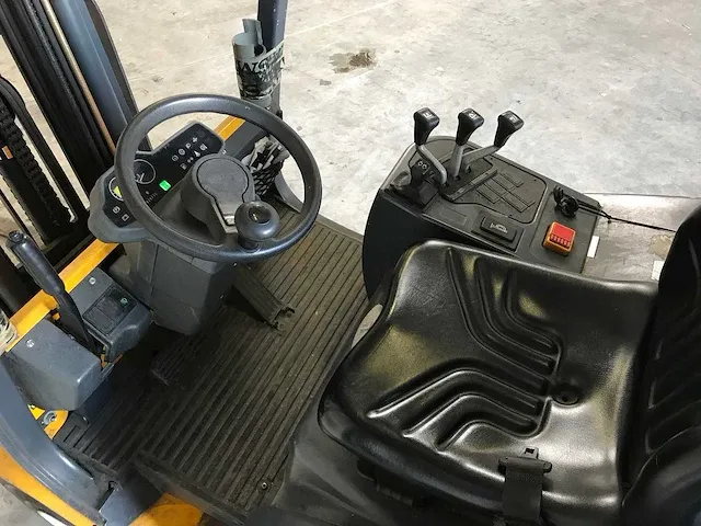 Jungheinrich - forklift trucks - afbeelding 10 van  12