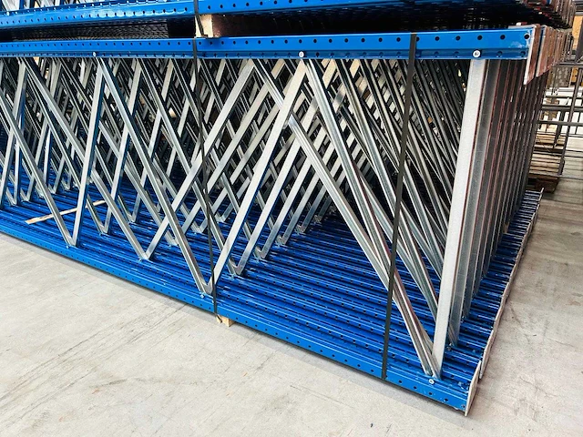 Jungheinrich - mpb - palletstelling 12x100 - afbeelding 15 van  16