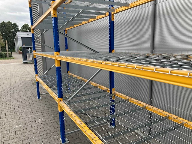 Jungheinrich - mpb - palletstelling 6x32 met inlegroosters - afbeelding 3 van  12