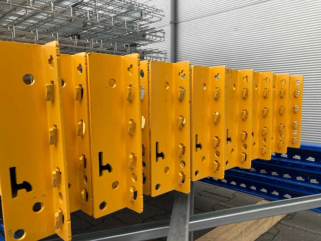 Jungheinrich - mpb - palletstelling 6x32 met inlegroosters - afbeelding 12 van  12