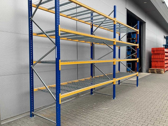 Jungheinrich - mpb - palletstelling 6x32 met inlegroosters - afbeelding 1 van  12