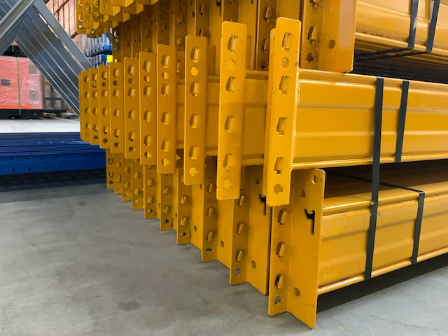 Jungheinrich - mpb - palletstelling met inlegroosters - afbeelding 2 van  28