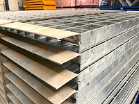 Jungheinrich - mpb - palletstelling met inlegroosters - afbeelding 4 van  28