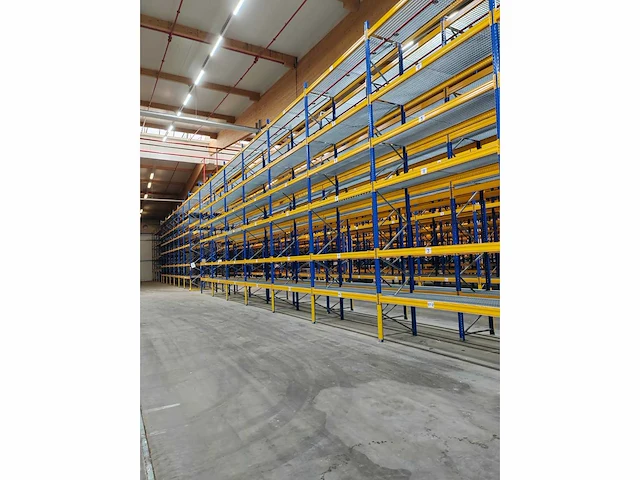 Jungheinrich - mpb - palletstelling met inlegroosters - afbeelding 11 van  28