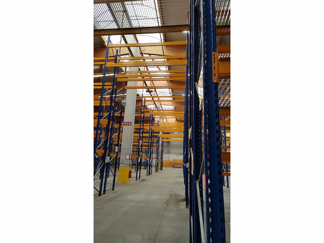 Jungheinrich - mpb - palletstelling met inlegroosters - afbeelding 16 van  28
