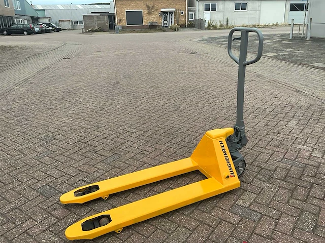 Jungheinrich 2 ton hand hydraulische palletwagen - afbeelding 2 van  9