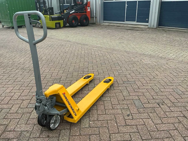 Jungheinrich 2 ton hand hydraulische palletwagen - afbeelding 7 van  9