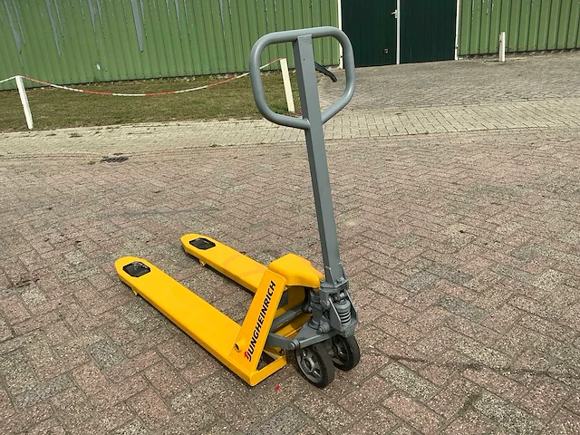 Jungheinrich 2 ton hand hydraulische palletwagen - afbeelding 7 van  7