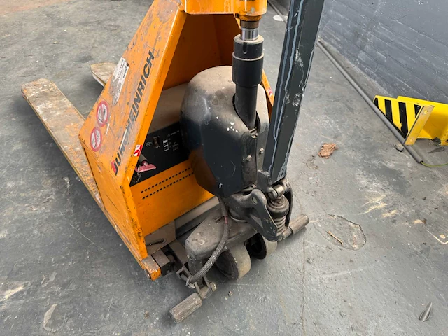 Jungheinrich amx-e hydraulische/ elektrische palletwagen - afbeelding 11 van  14