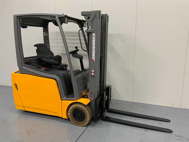 Jungheinrich efg 216 - 4.4m triplex, free-lift, side-shift - vorkheftruck - afbeelding 21 van  22
