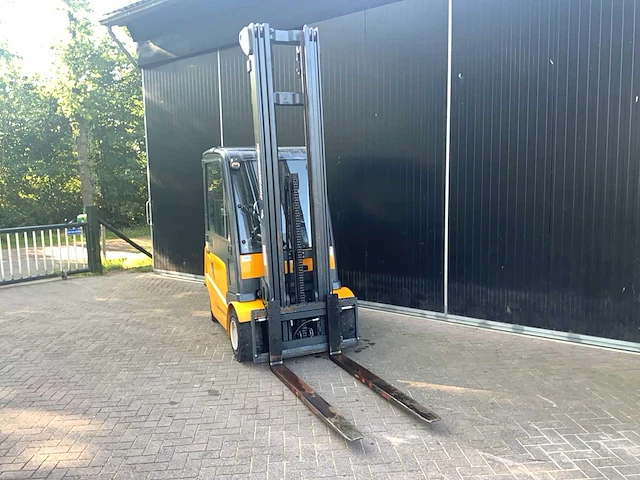 Jungheinrich efg 430 vorkheftruck - afbeelding 33 van  37