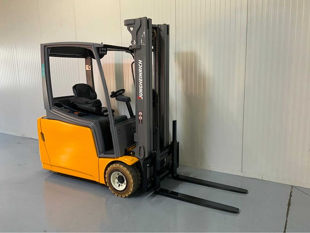 Jungheinrich efg218 - 4.8m triplex, free-lift, side-shift, fingertip besturing - vorkheftruck - afbeelding 16 van  19