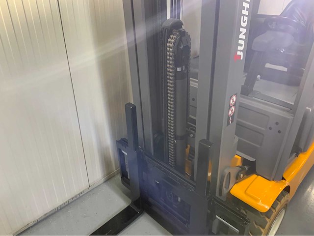 Jungheinrich efg218 - 4.8m triplex, free-lift, side-shift, fingertip besturing - vorkheftruck - afbeelding 14 van  19