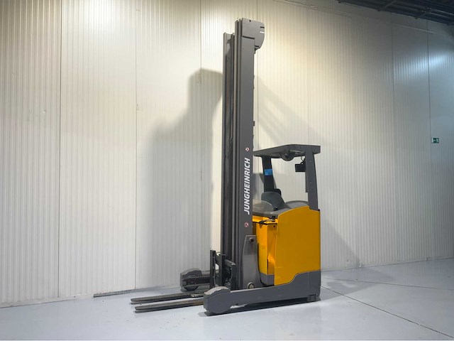 Jungheinrich etv - 10.25m triplex - 4013 uren - reach truck camera op vork - afbeelding 1 van  17