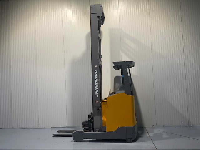 Jungheinrich etv - 10.25m triplex - 4013 uren - reach truck camera op vork - afbeelding 10 van  17