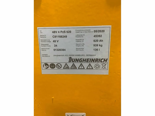 Jungheinrich etv 214 reach truck, camera, accu 2020 met automatisch vulsysteem - afbeelding 9 van  32