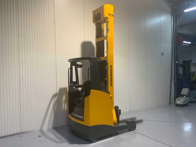 Jungheinrich etv 214 reach truck, camera, accu 2020 met automatisch vulsysteem - afbeelding 27 van  32