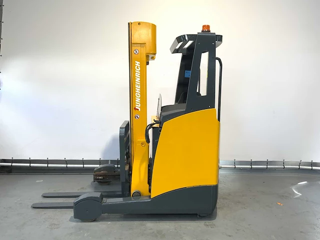 Jungheinrich etv 214 reach truck - afbeelding 11 van  18