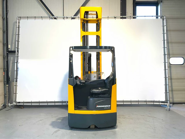 Jungheinrich etv 214 reach truck - afbeelding 2 van  21