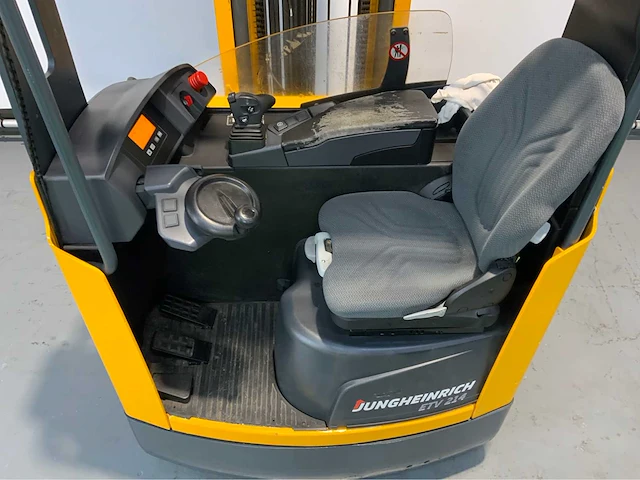 Jungheinrich etv 214 reach truck - afbeelding 13 van  18