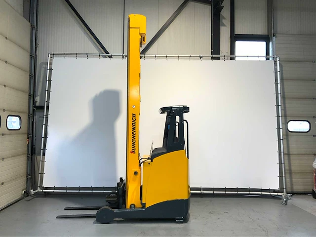 Jungheinrich etv 214 reach truck - afbeelding 2 van  18