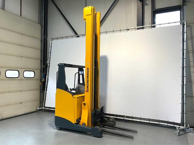 Jungheinrich etv 214 reach truck - afbeelding 8 van  18