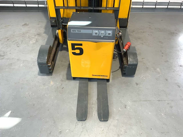 Jungheinrich etv 214 sn reach truck - afbeelding 13 van  20