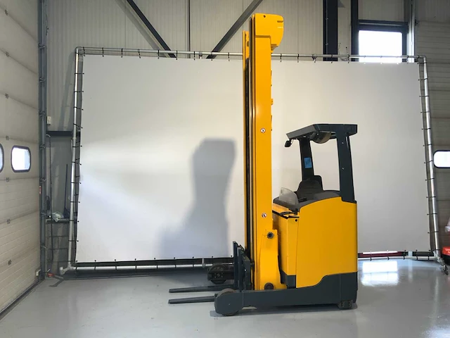 Jungheinrich etv 216 reach truck - afbeelding 1 van  18