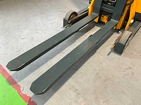 Jungheinrich etv 320 reach truck - afbeelding 7 van  23