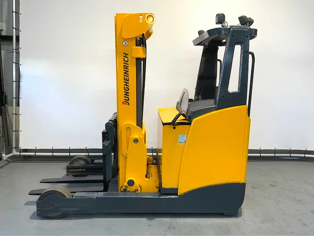 Jungheinrich etv 320 reach truck - afbeelding 9 van  16