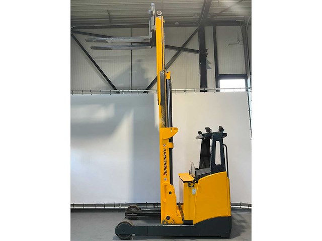 Jungheinrich etv 320 reach truck - afbeelding 2 van  24