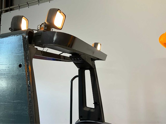 Jungheinrich etv 320 reach truck - afbeelding 9 van  24